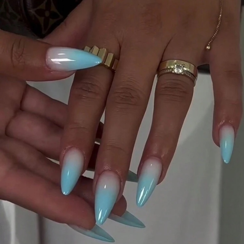 24pc Press On Nail Set from the Nail Bar 💅